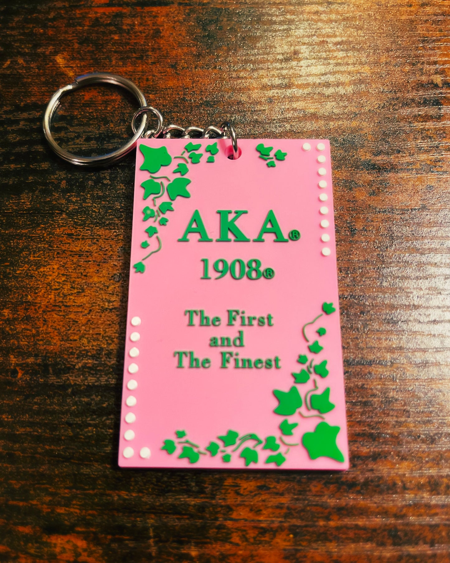 IVY Shield First Collection- Key Chain - 550strong