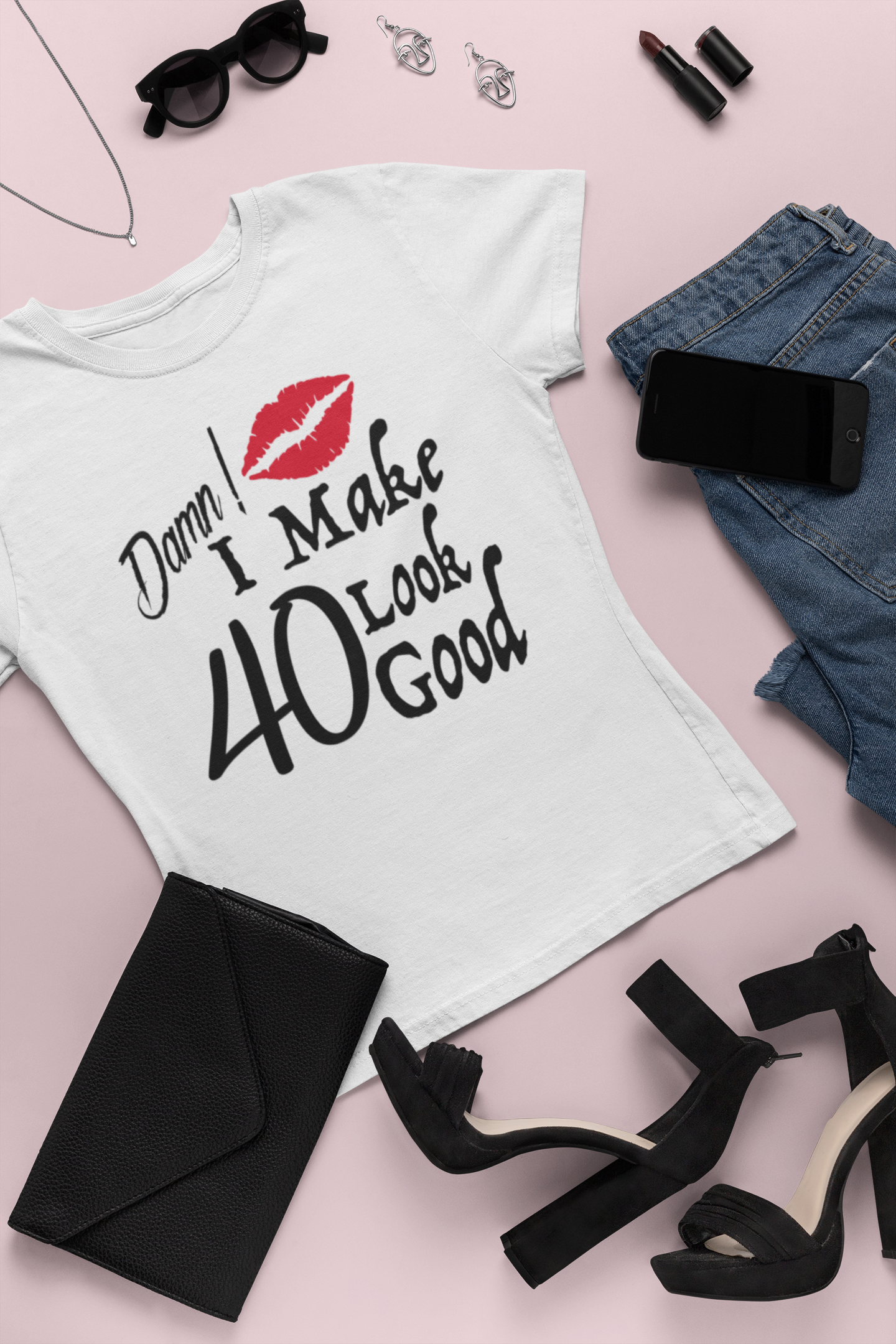 40th Birthday Shirt - I make 40 look dam good